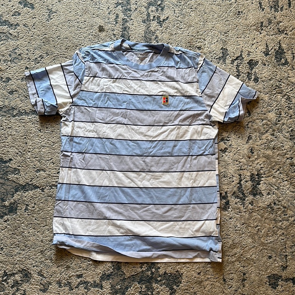 Casual Blue Nike Court Tee L